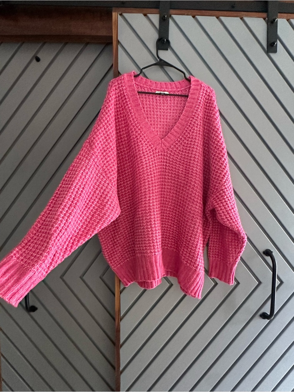 American Eagle Outfitters Bright Pink V-Neck Waffle Knit Sweater
